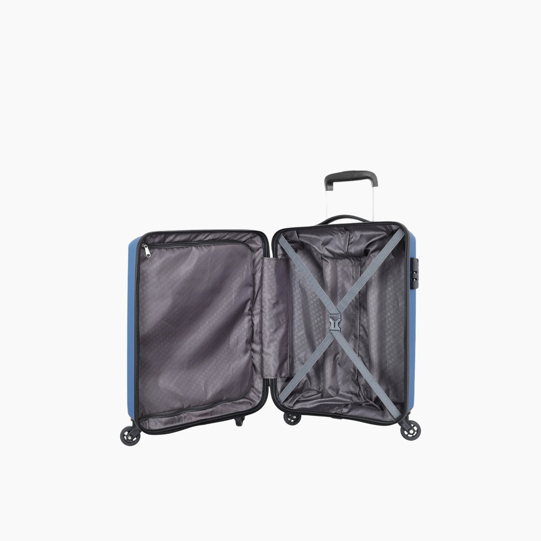 American Tourister Tracker Suitcase Travel Set