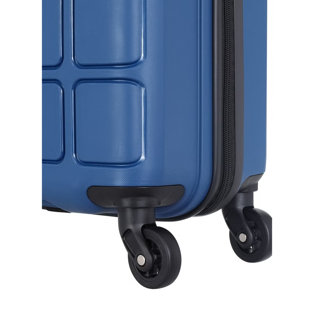 American Tourister Tracker Suitcase Travel Set