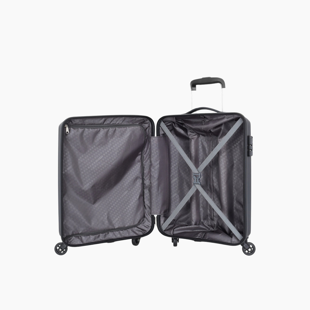 American Tourister Tracker Suitcase Travel Set