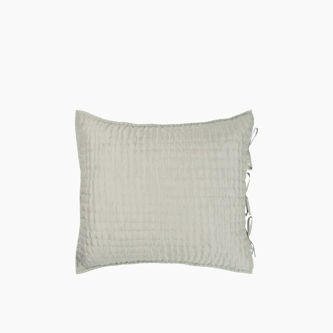 لحاف وأغطية وسائد من Pebble &amp; Duck Egg Chenevard