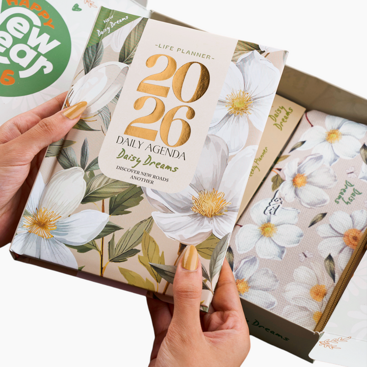 Daisy Dreams Agenda Gift Set 2026