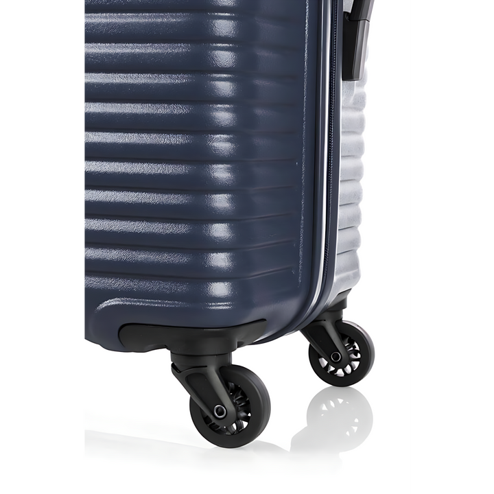 American Tourister Sky Park Spinner Suitcase