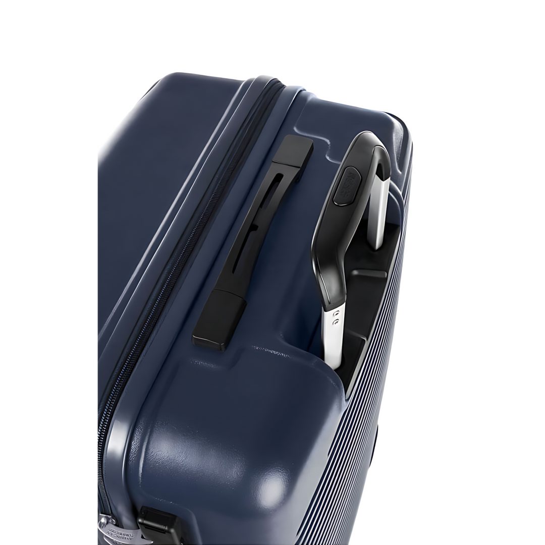 American Tourister Sky Park Spinner Suitcase