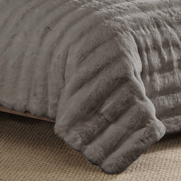 ARMN Veloura 4-Piece King Duvet Set