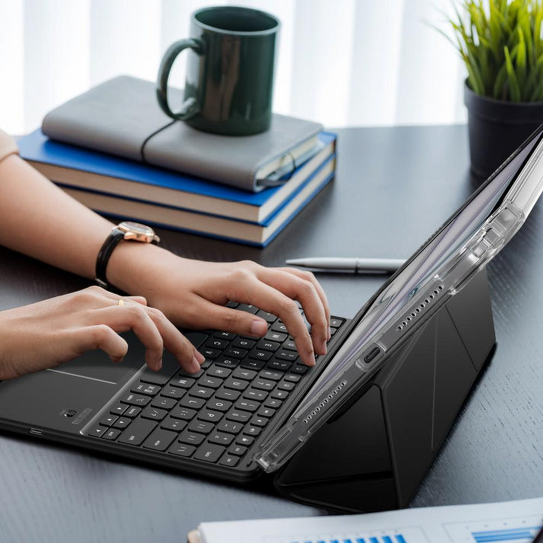 Amazing Things Minimal Keyboard Case (EN/AR) – iPad Air 11"/10.9"