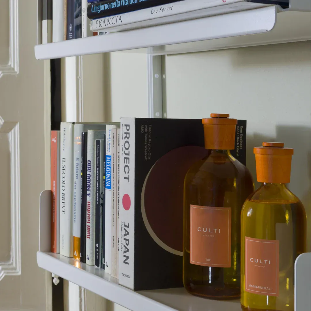 Colour Diffusers