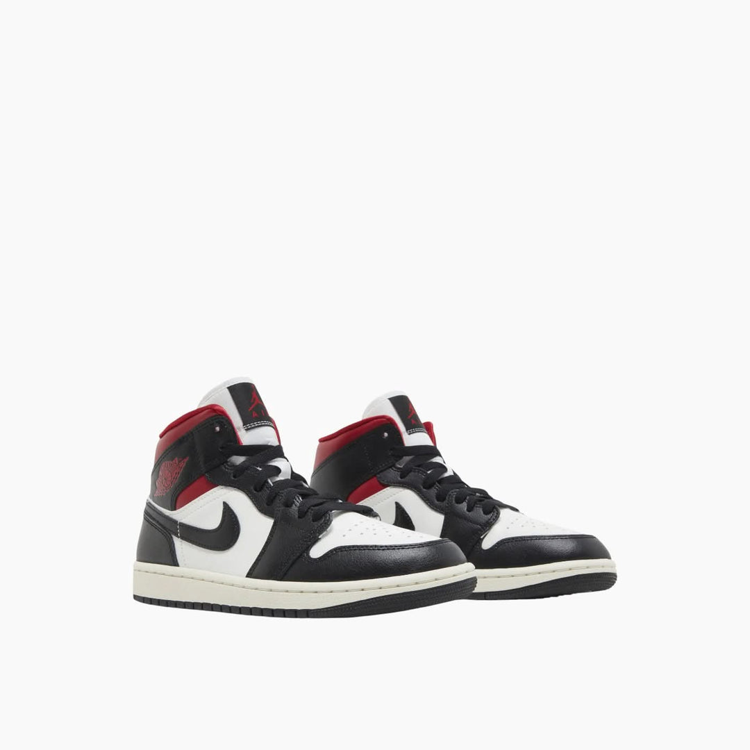 Air Jordan 1 Mid Sneakers