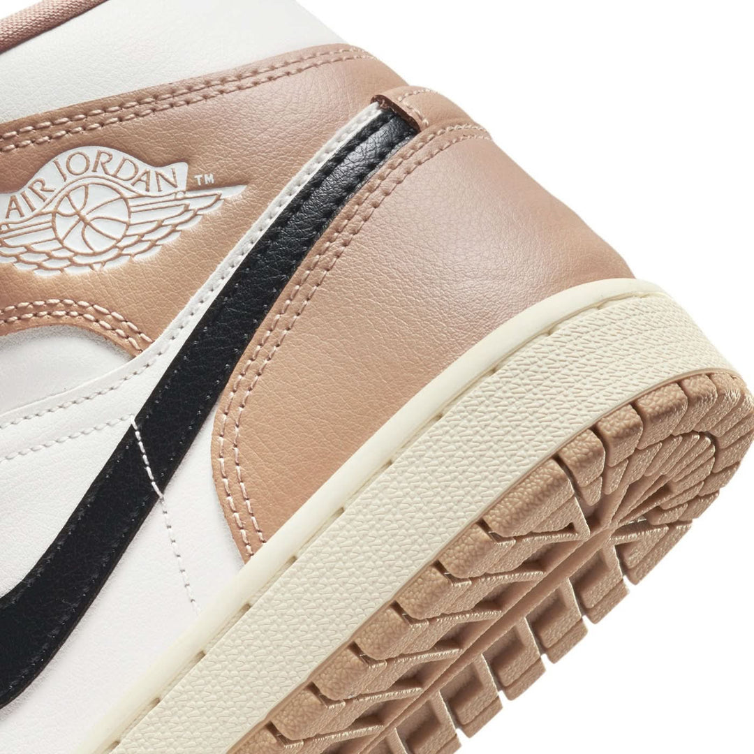 Air Jordan 1 Mid Sneakers