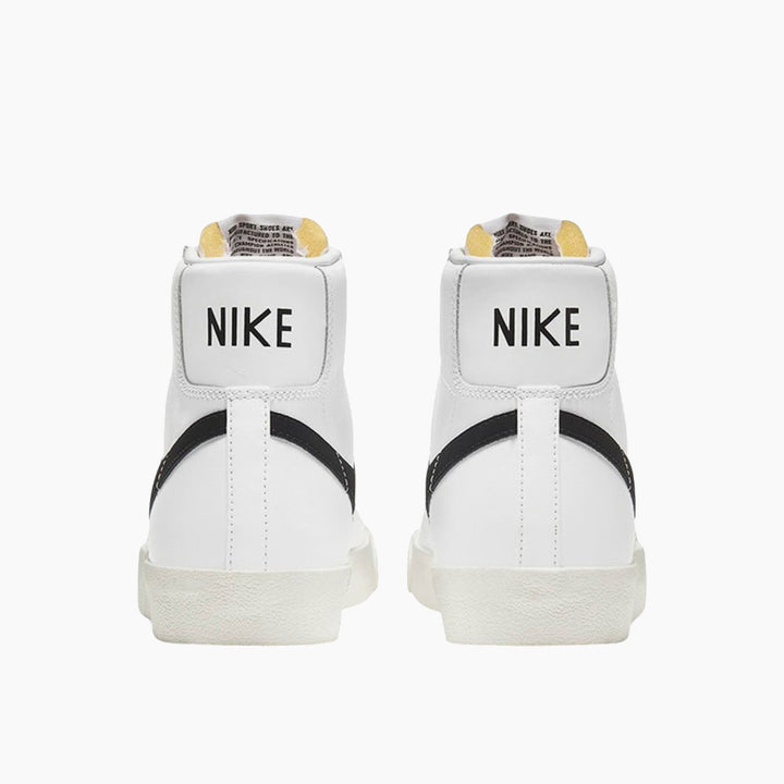Nike Blazer Mid &