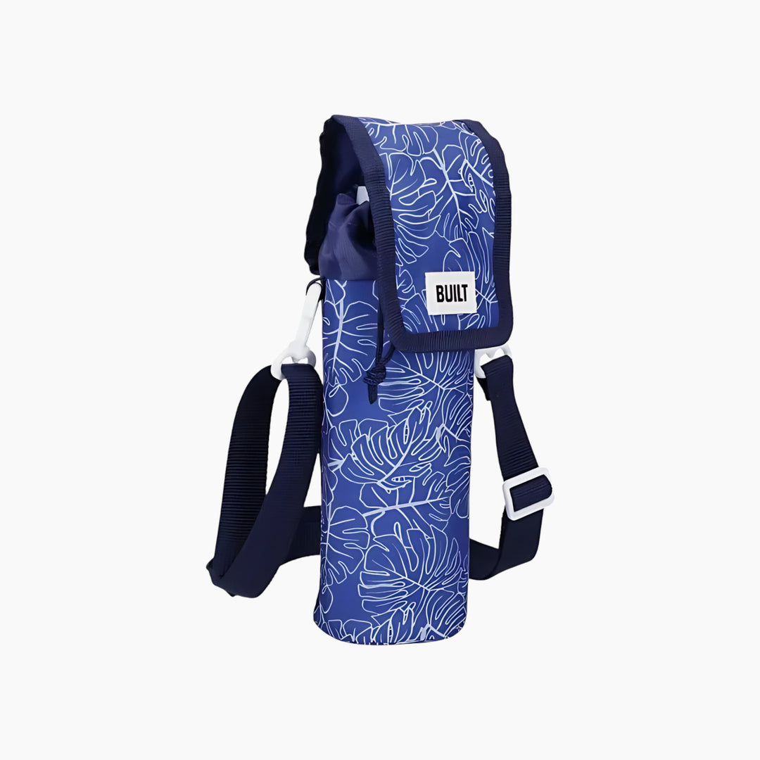 Built insulated bottle bag with strap in Galaxy print