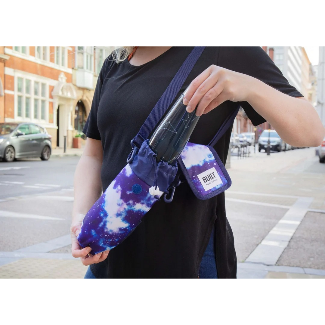Built neoprene bottle bag with adjustable shoulder strap