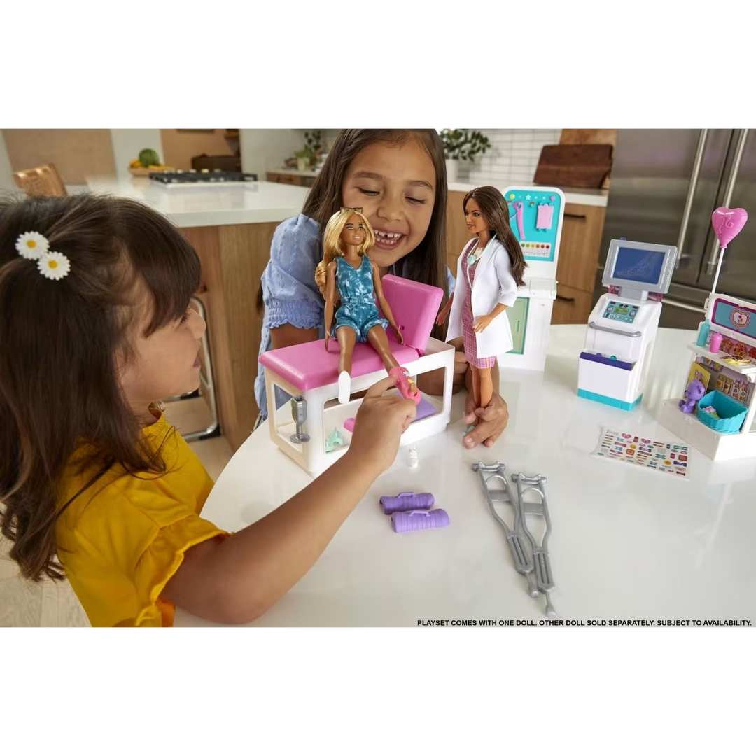 Mattel Barbie Careers Fast Cast Clinic Playset