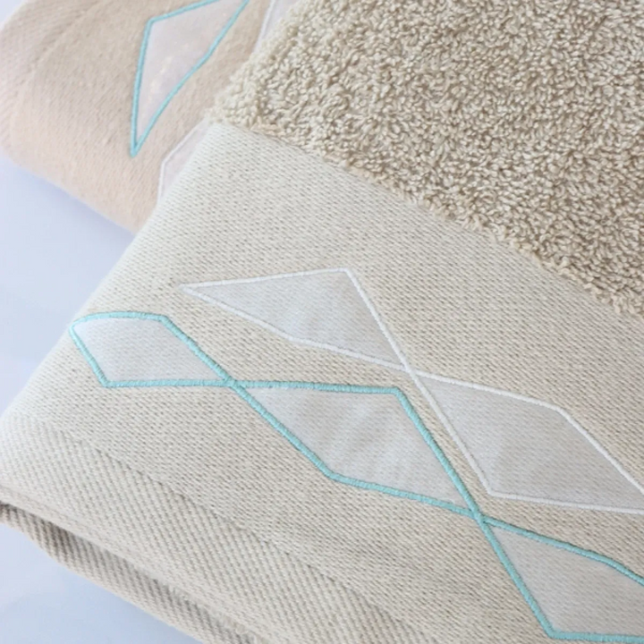 Nova Home Celine Towel