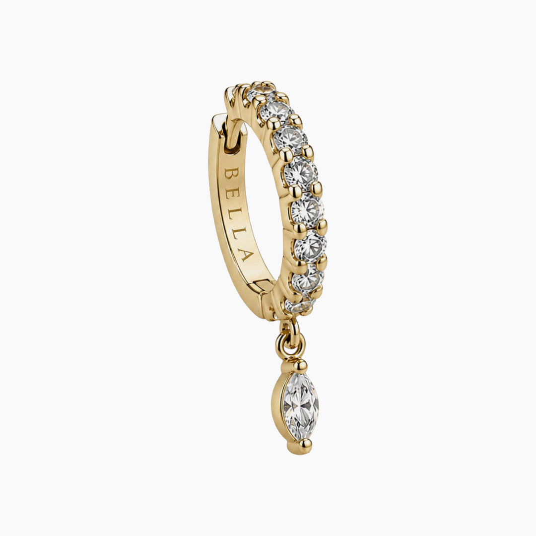 Set with Natural yellow Diamonds