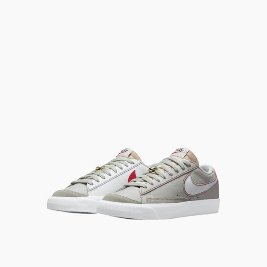 Blazer Low 77 Light Bone Removable Swoosh