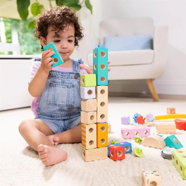 Melissa &amp; Doug Blockables Town Building Set - 73pc