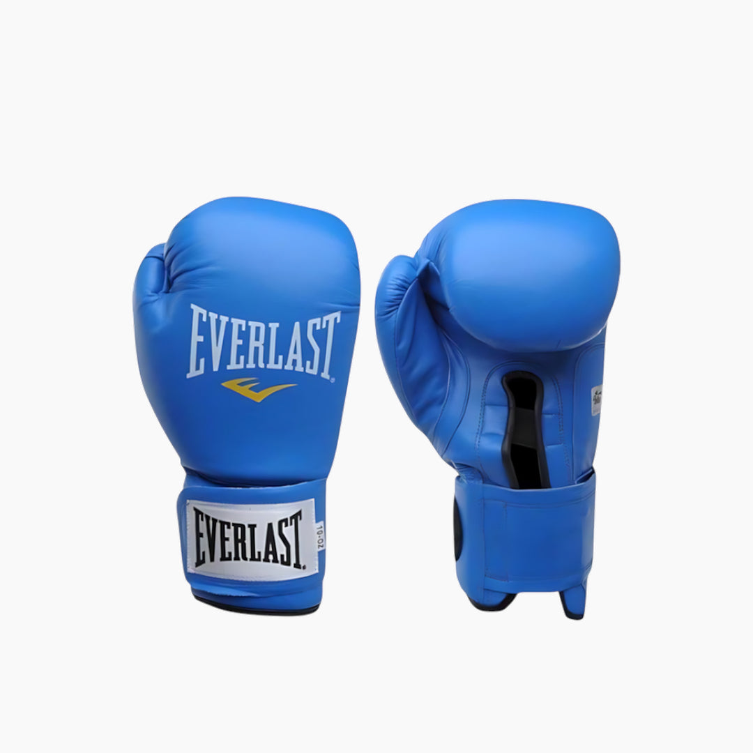 Everlast 8 oz blue boxing gloves for kids