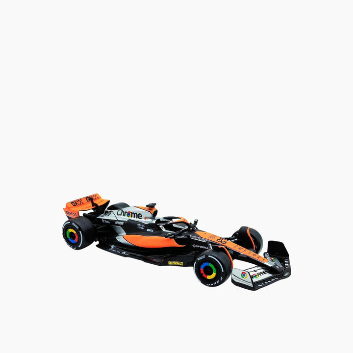 بوراجو Bburago 1/43 لاندو نوريس Ln4 