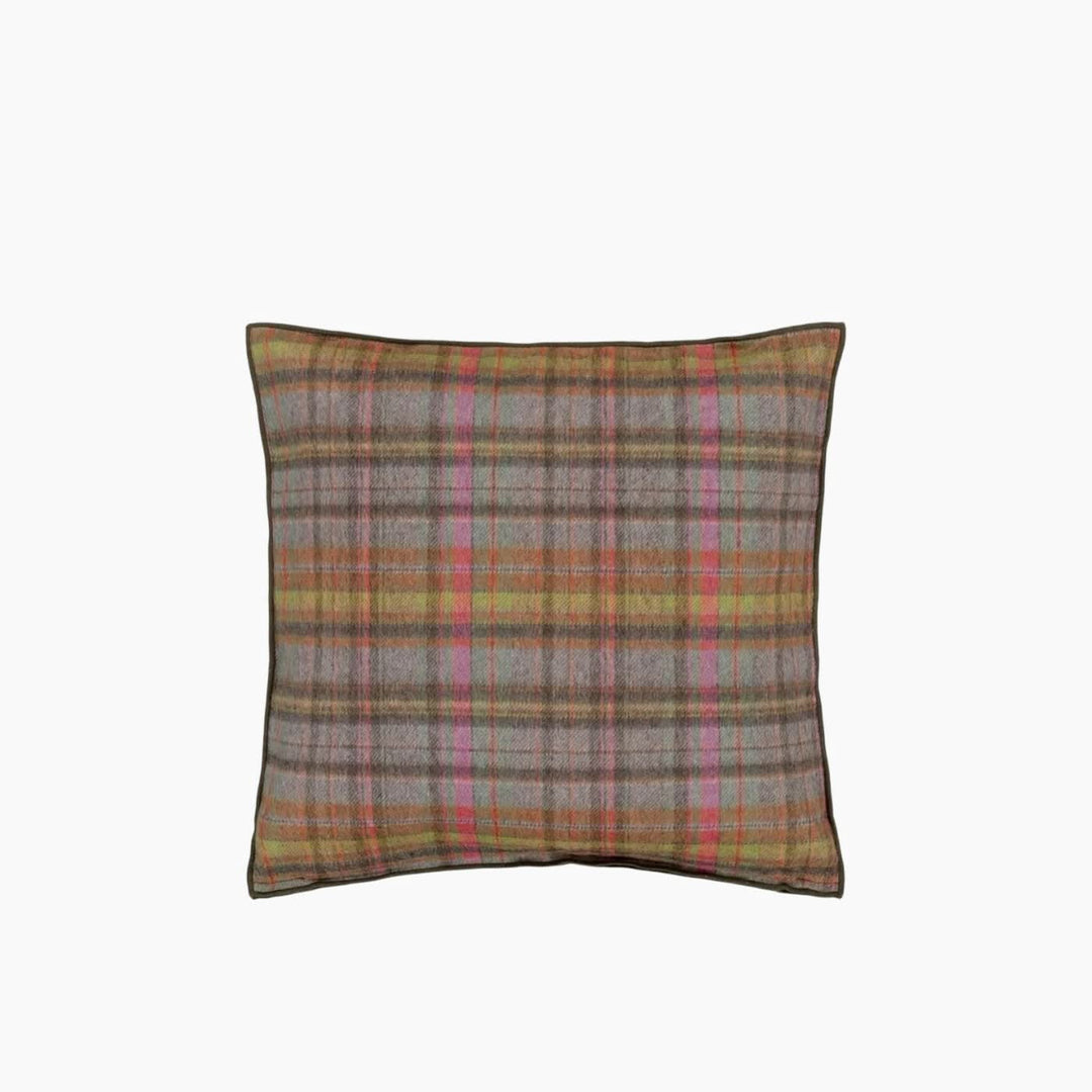 Designers Guild Abernethy Peony Wool Cushion - HUNA