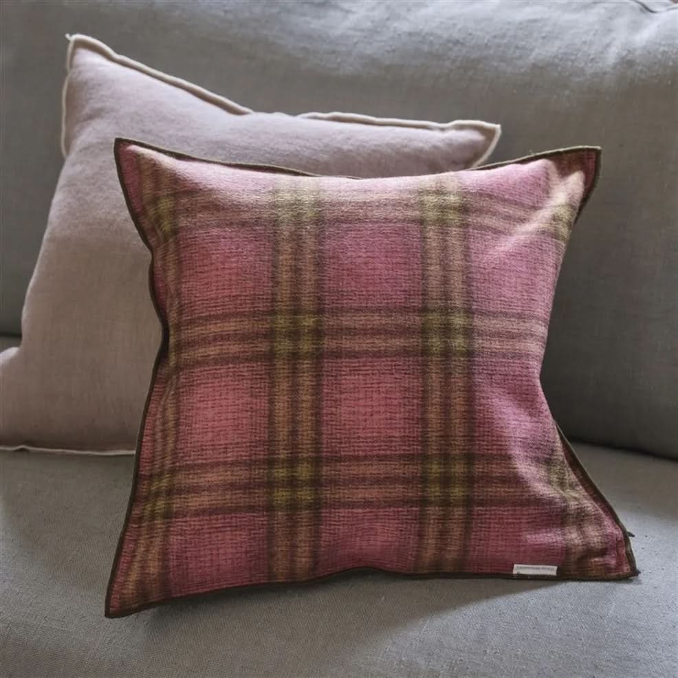Designers Guild Abernethy Peony Wool Cushion - HUNA