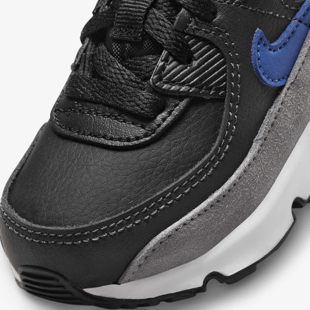 Nike Air Max 90 Sneakers