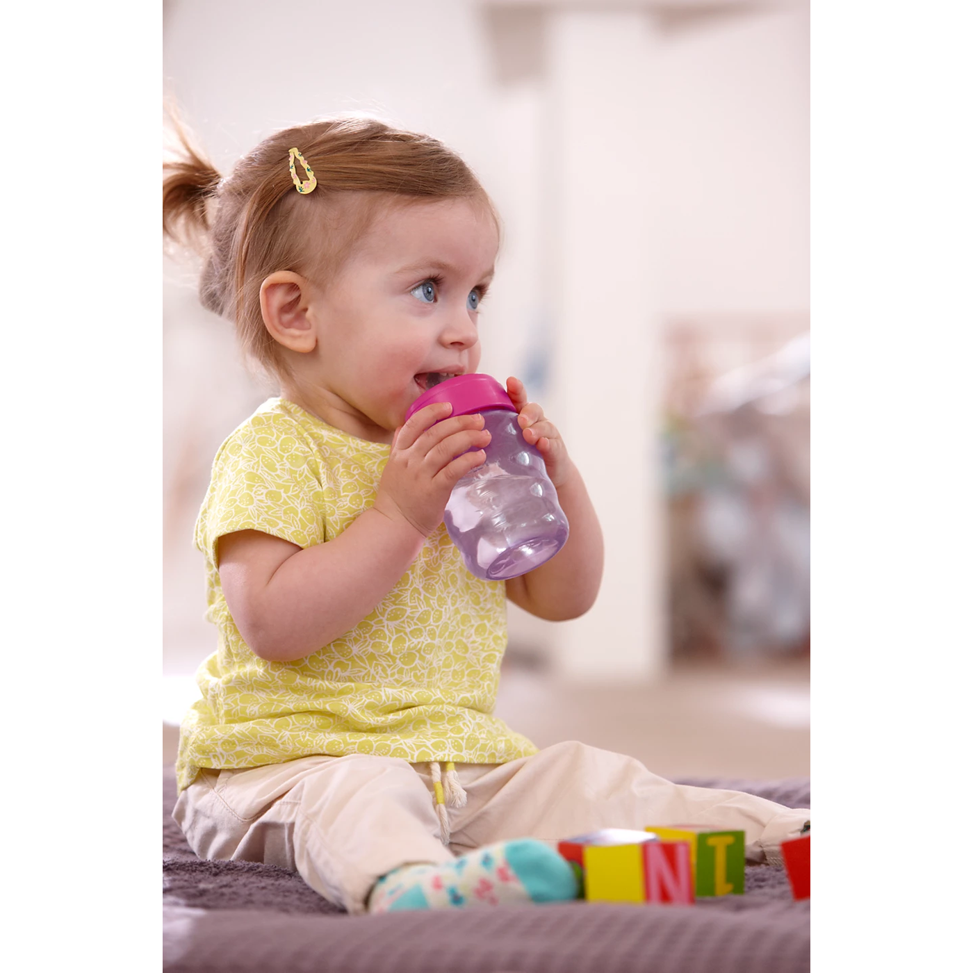 Philips Avent Classic Spout Cup (9 Oz) Philips Avent Classic Spout Cup (9 Oz)
