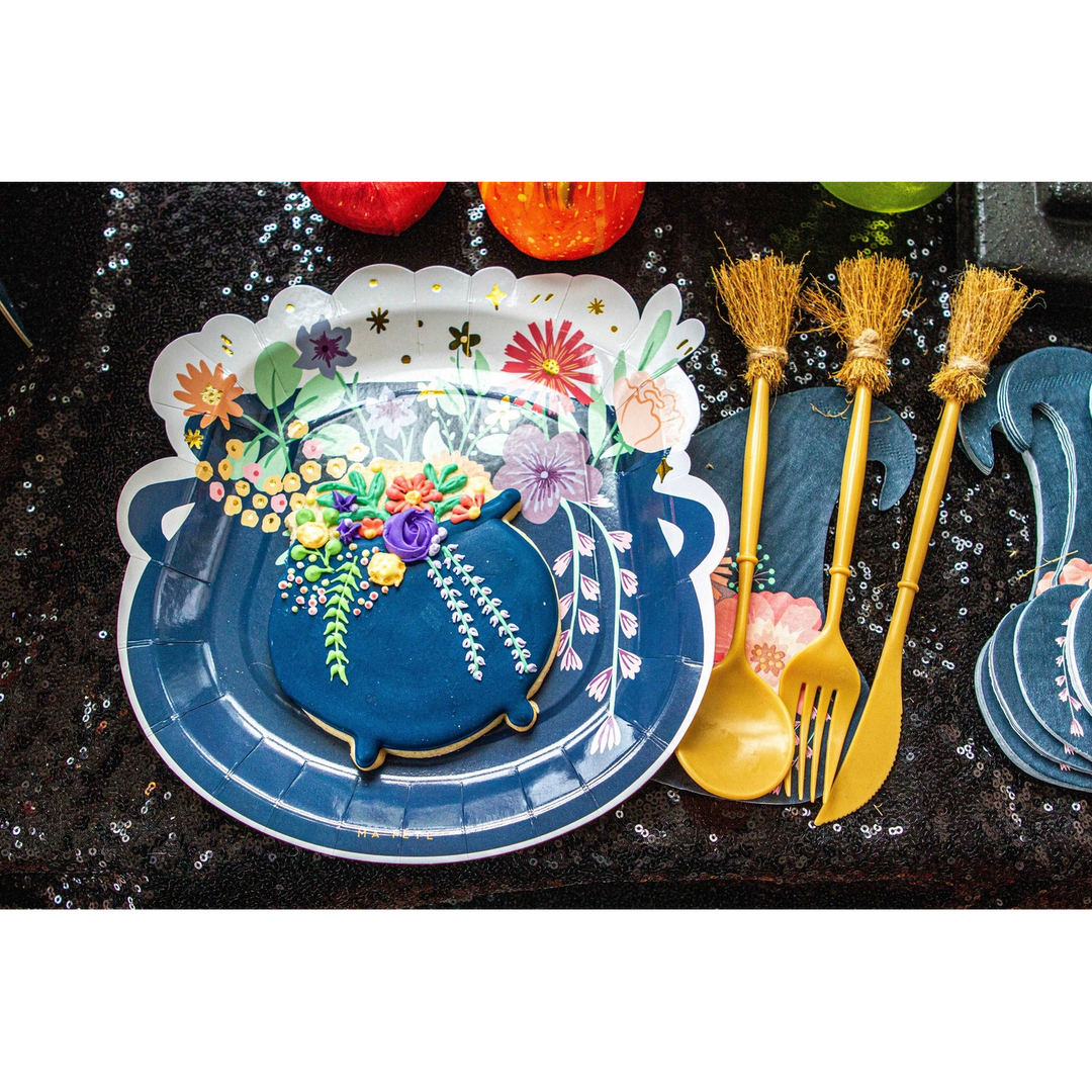 Ma Fete Halloween Cauldron Dinner Plates - Set of 8