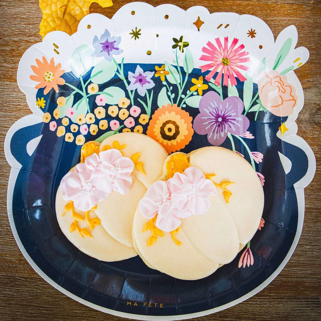 Ma Fete Halloween Cauldron Dinner Plates - Set of 8
