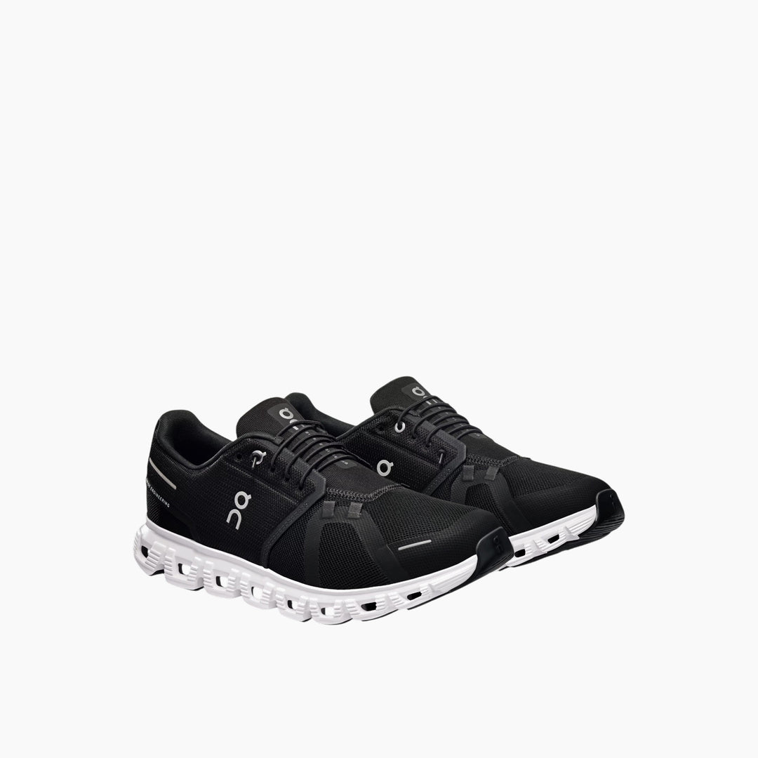 On Cloud 6 Shoes - Black/White
