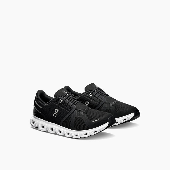 On Cloud 6 Shoes - Black/White
