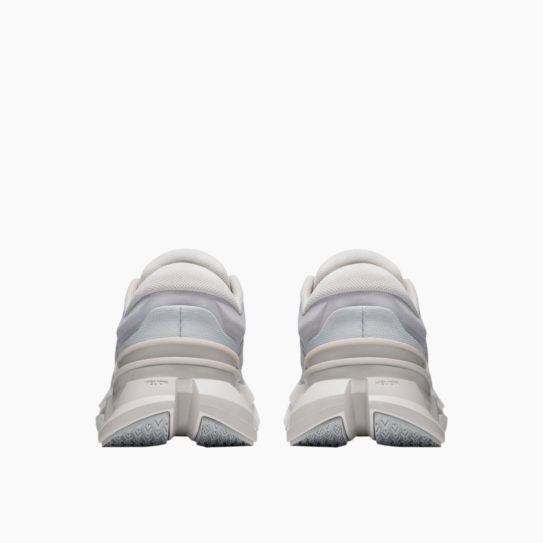 On Cloudflyer 5 Shoes - Glacier/Wolf