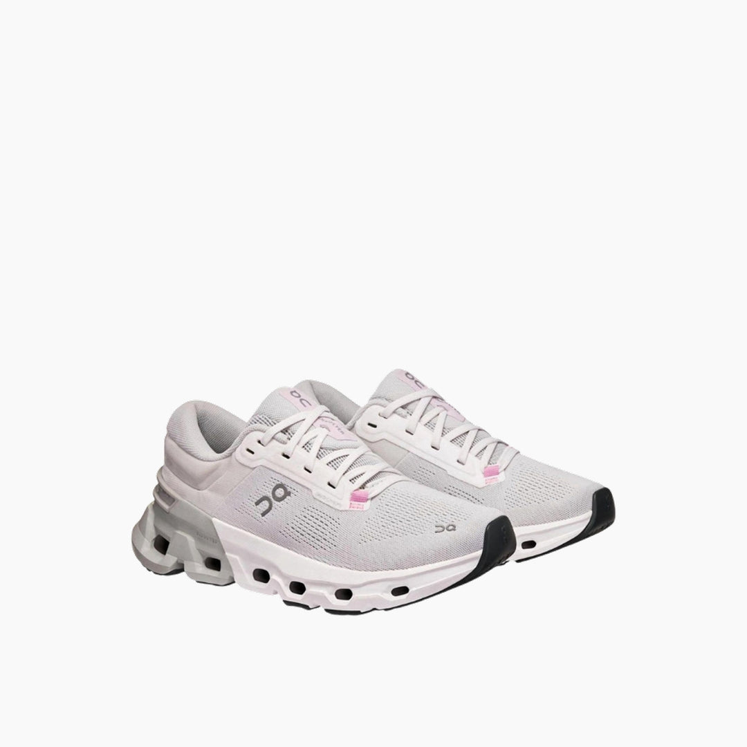 On Cloudflyer 5 Shoes - White/Glacier