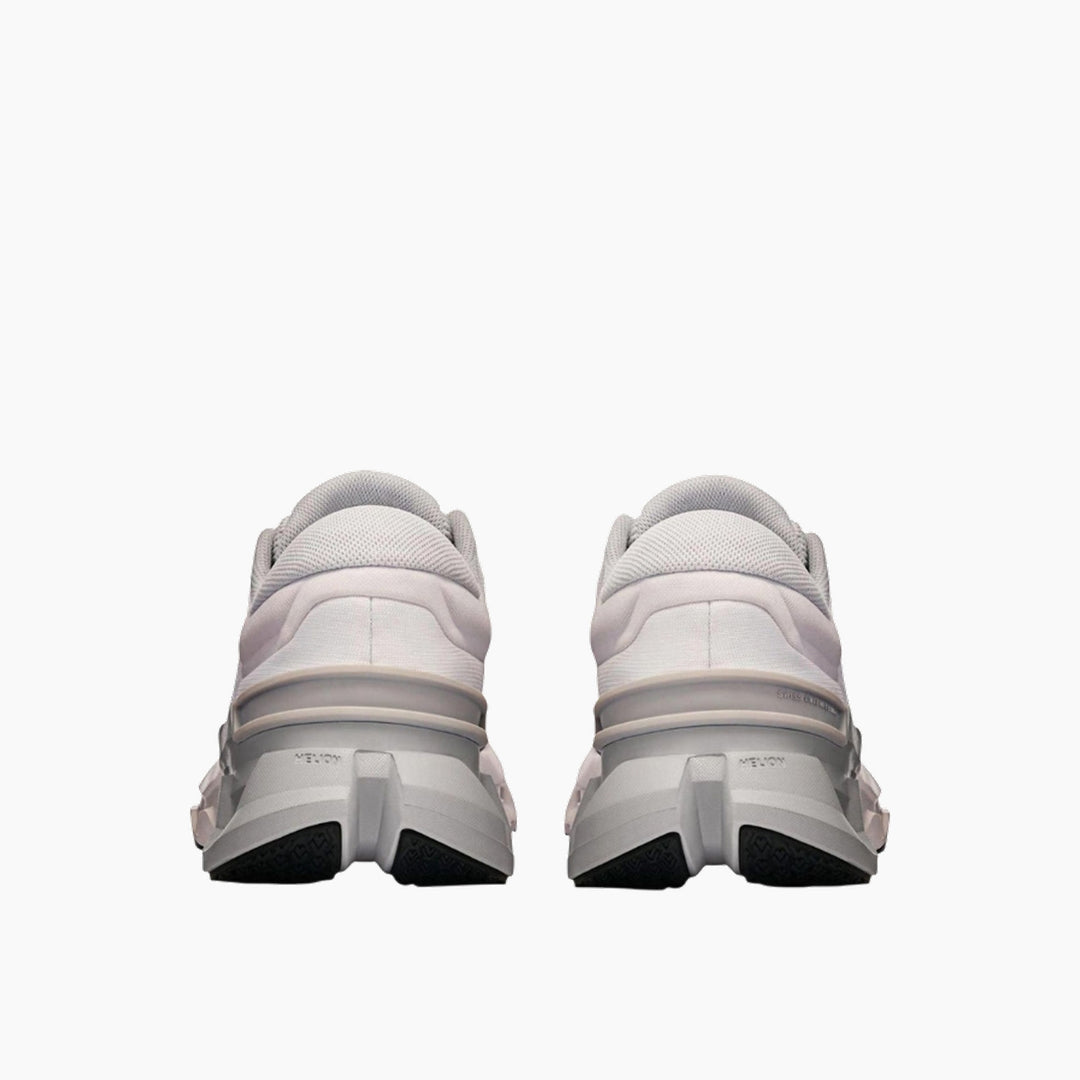 On Cloudflyer 5 Shoes - White/Glacier