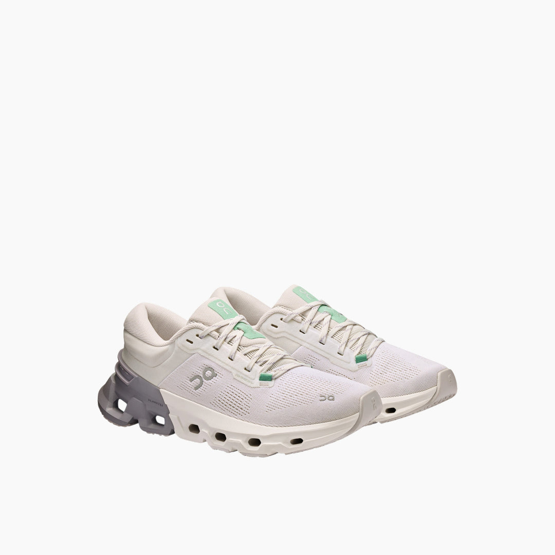 On Cloudflyer 5 Shoes - White/Lilac
