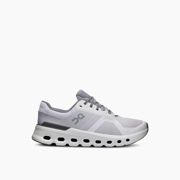 On Cloudrunner 2 Shoes - Frost/White