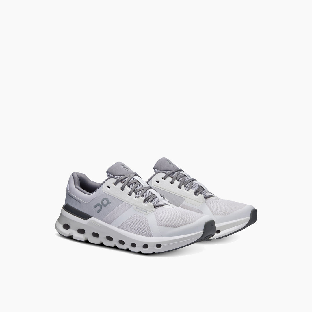 On Cloudrunner 2 Shoes - Frost/White