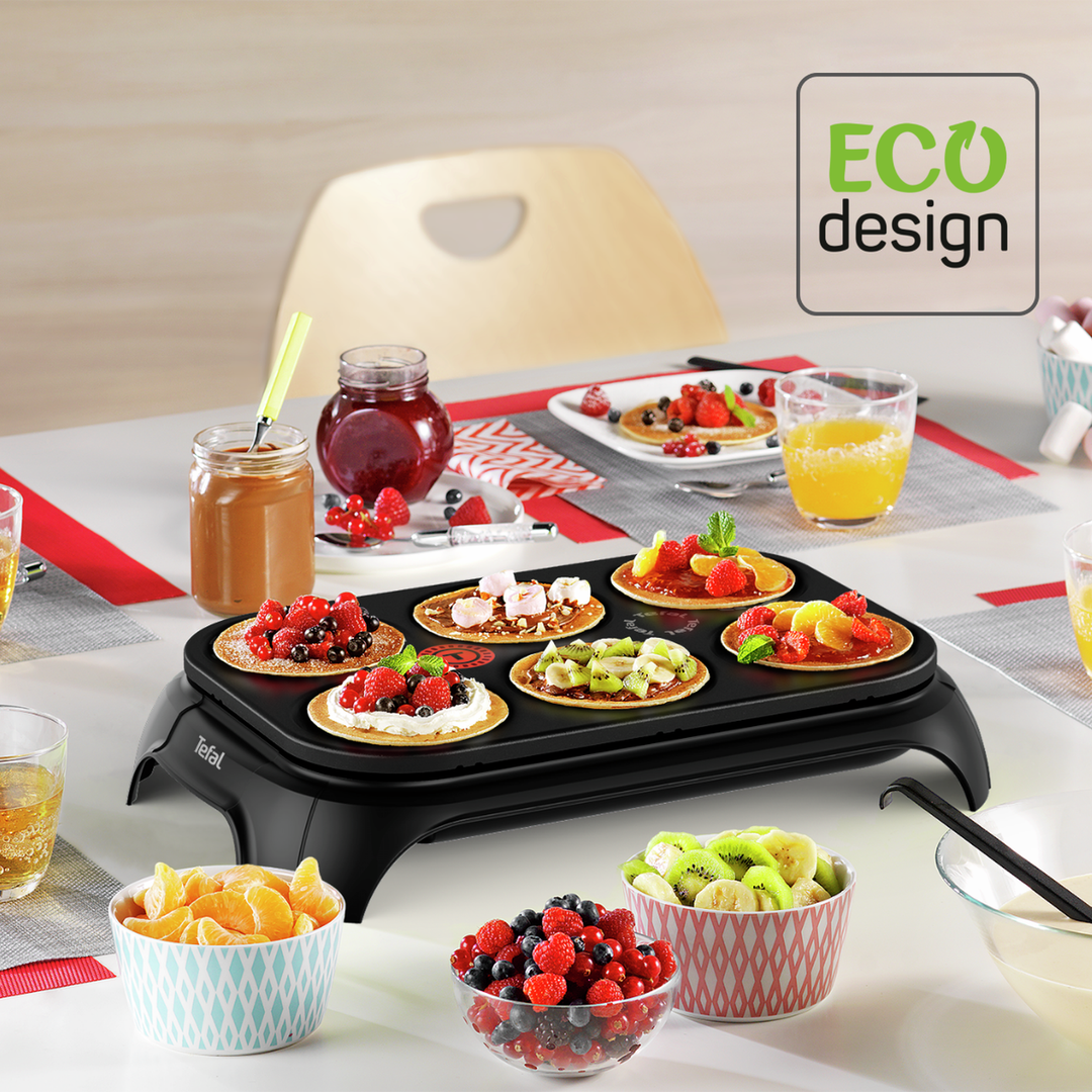 Tefal electric crepe and pancake maker with Thermo Spot indicator