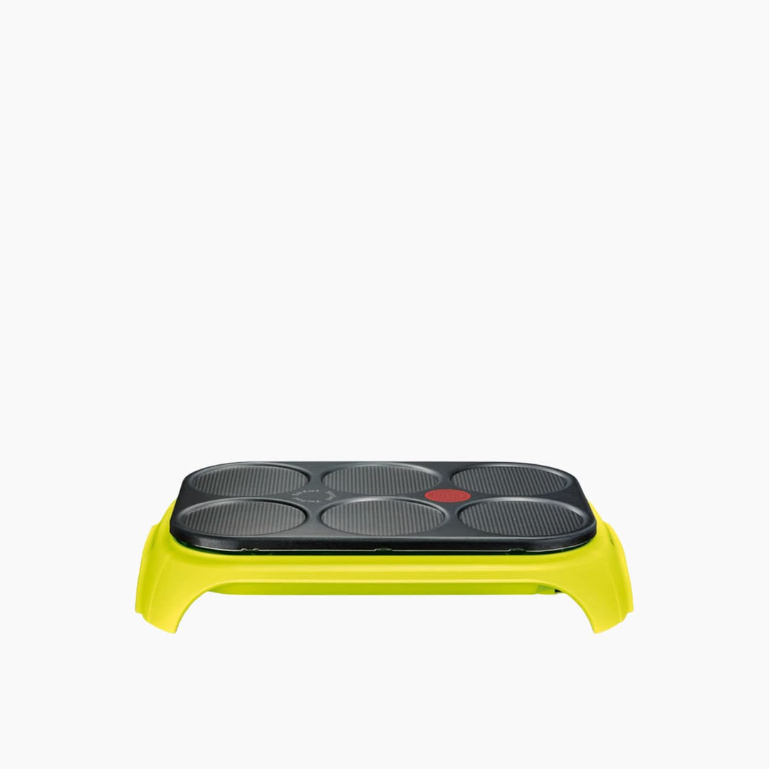 Tefal Crepe Party 6-plate crepe maker with non-stick coating