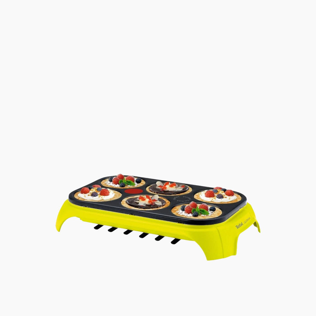 Tefal Crepe Party 6-plate crepe maker with non-stick coating