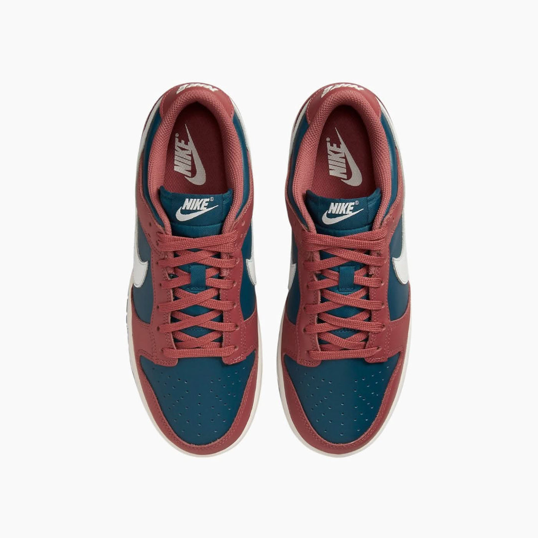 Nike Dunk Low Sneakers