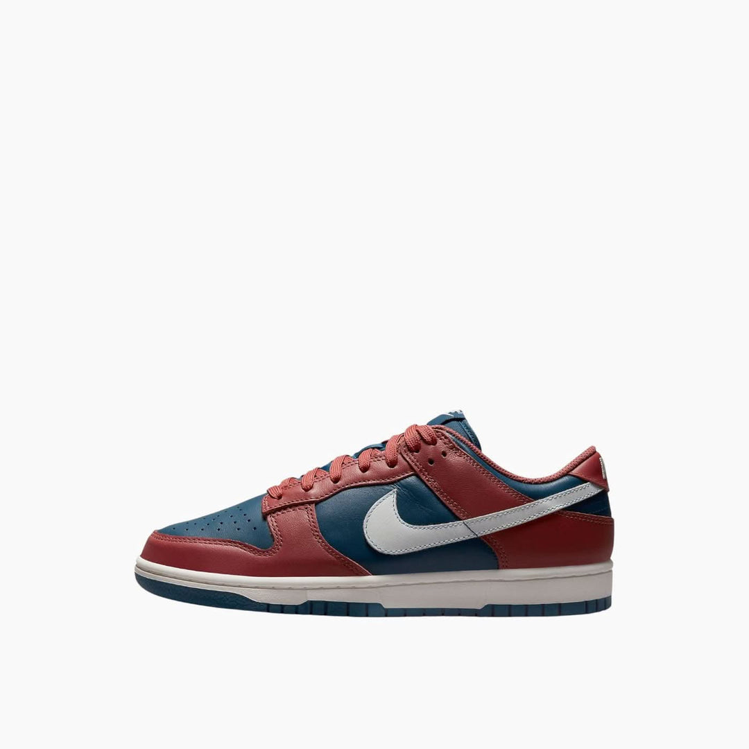 Nike Dunk Low Sneakers