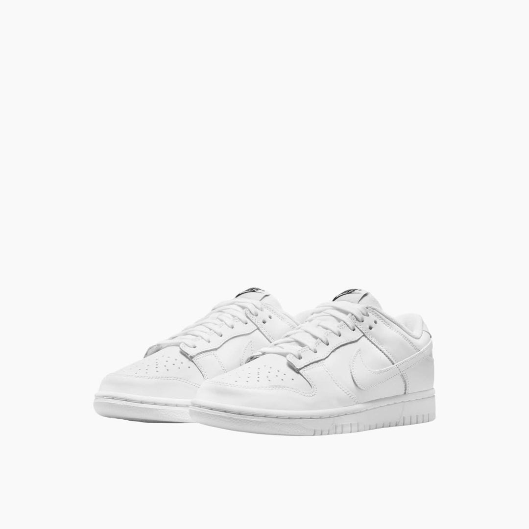 Nike Dunk Low Sneakers