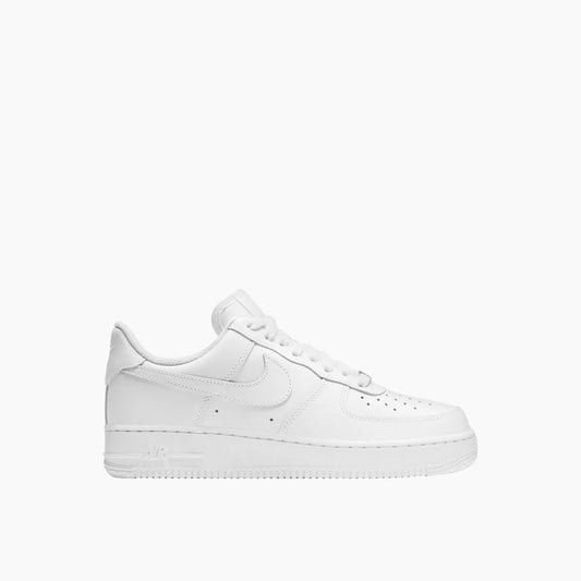 Nike (WMNS) Air Force 1 '07 'Triple White'