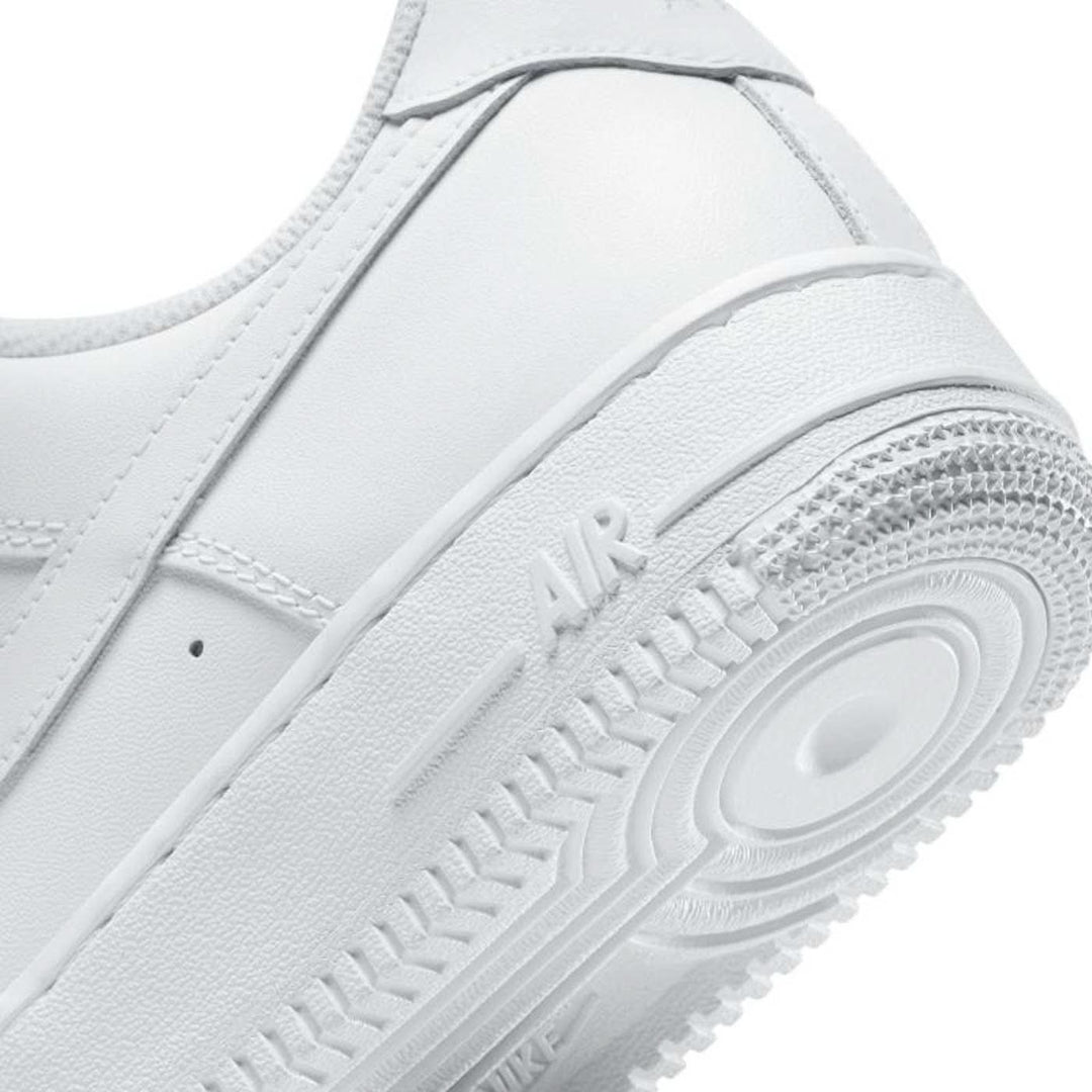 Nike Air Force 1 &