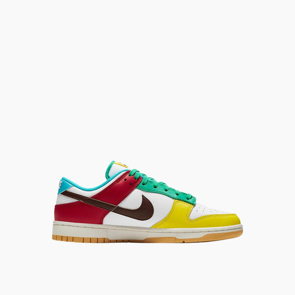Dunk Low SE 'Free.99 - White'