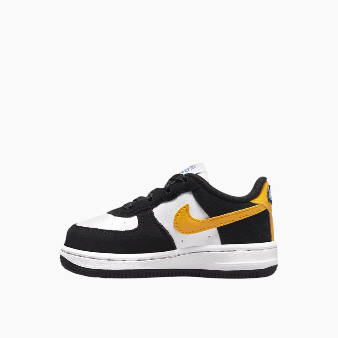 Air Jordan Force 1 LV8 Sneakers