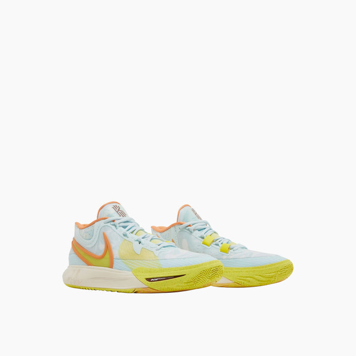 Nike Kyrie 8 &
