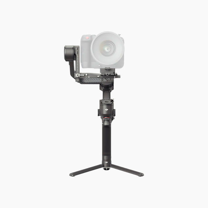 DJI RS 4 Pro Gimbal Stabilizer Combo with Focus Pro Motor