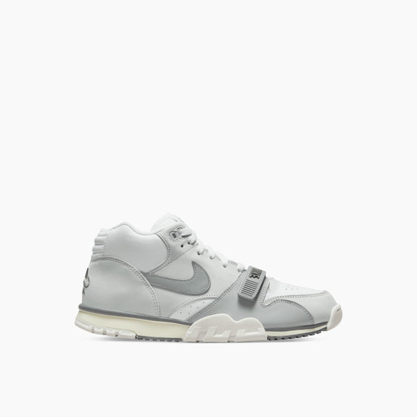 Air Trainer 1 'Photon Dust