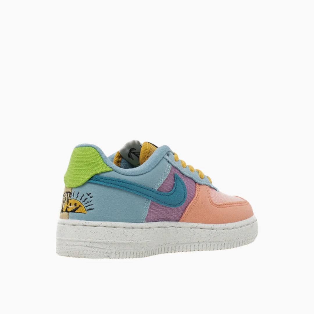 Nike Air Force 1 Low &